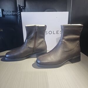 Aerosoles‎ Dazzy Women's Boots Java Stretch Pebbled Faux Leather Size 6W NEW